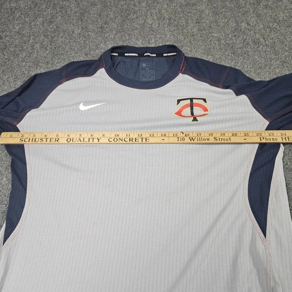 Minnesota Twins Nike Shirt Mens XXL Gray Navy DriFIT MLB Baseball Training Top